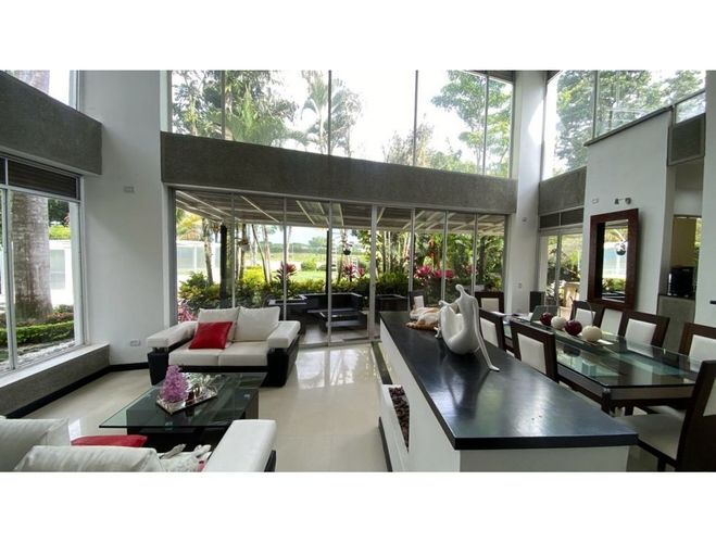 Casa de 5 alcobas en venta en La Morada, Jamundí, 1511 m² · foto 6 de 7