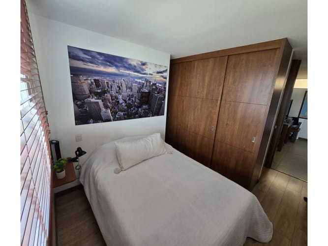 Apartamento en venta en Los Naranjos, Medellín · foto 9 de 17