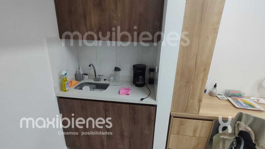 Local en arriendo en Villa Del Rio, Apartado, 20 m² · foto 2 de 7