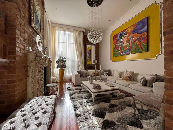 Casa de 4 alcobas en venta en C.C. Paseo Villa Del Rio, Bogotá, 472 m² · foto 3 de 24