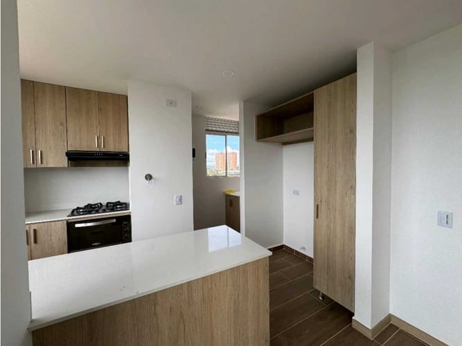 Apartamento de 3 alcobas en venta en Ub. Ojo De Agua, Rionegro, 75 m² · foto 2 de 8