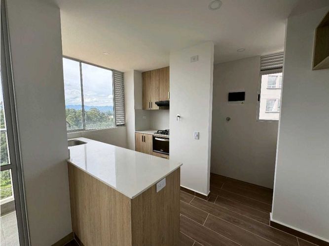 Apartamento de 3 alcobas en venta en Ub. Ojo De Agua, Rionegro, 75 m² · foto 4 de 8
