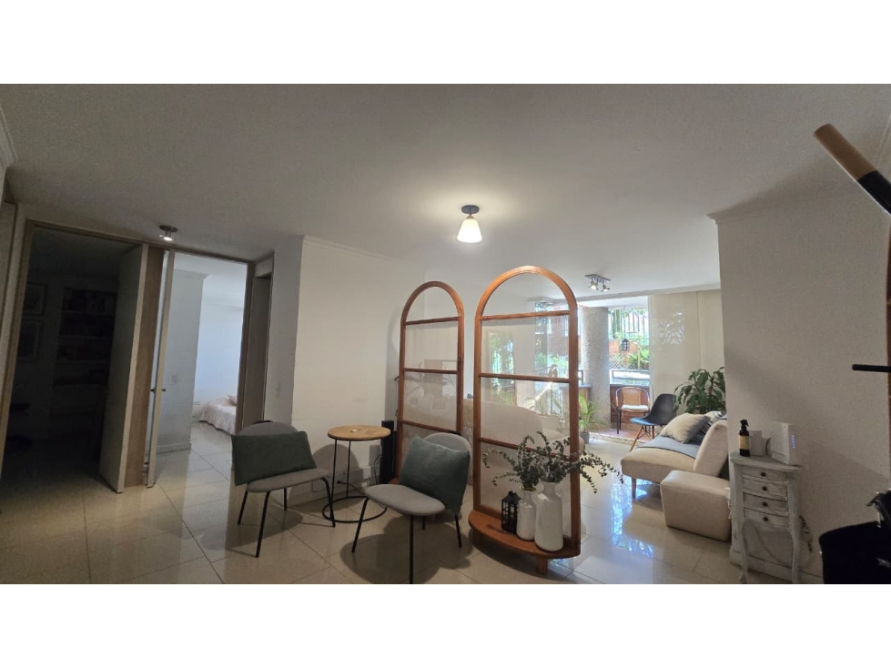 Apartamento en venta en Loma Linda, Envigado · foto 4 de 12