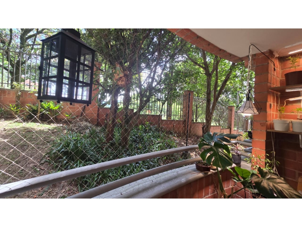 Apartamento en venta en Loma Linda, Envigado · foto 6 de 12