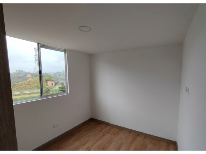 Apartamento de 3 alcobas en venta en El Porvenir, Rionegro, 60 m² · foto 5 de 7