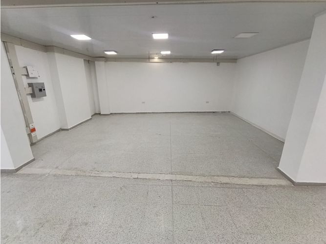 Local en venta en La Pilarica, Medellín, 285 m² · foto 6 de 10