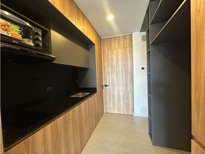 Apartaestudio en venta en San Bernardo, Medellín, 45 m² · foto 2 de 6