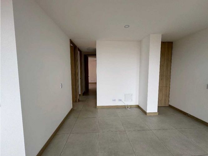 Apartamento de 3 alcobas en venta en Ub. Ojo De Agua, Rionegro, 75 m² · foto 3 de 10
