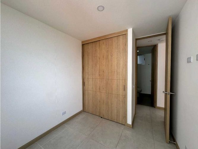 Apartamento de 3 alcobas en venta en Ub. Ojo De Agua, Rionegro, 75 m² · foto 7 de 10