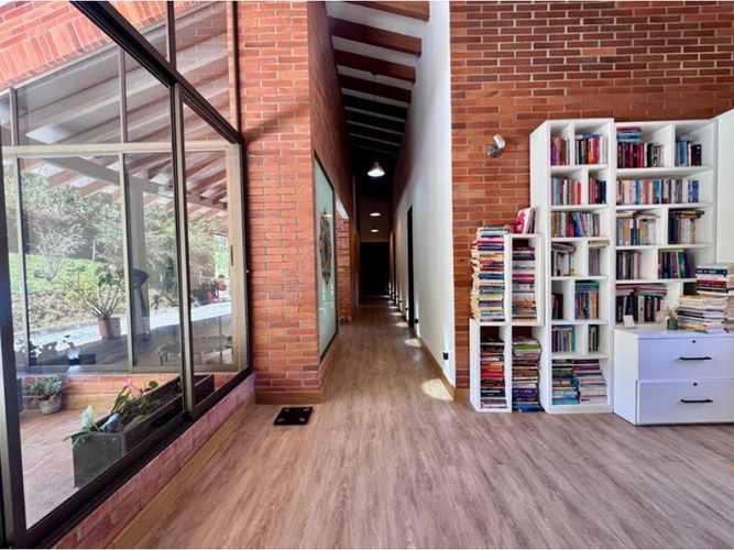 Casa de 5 alcobas en venta en Vallano, El Retiro, 359 m² · foto 5 de 20