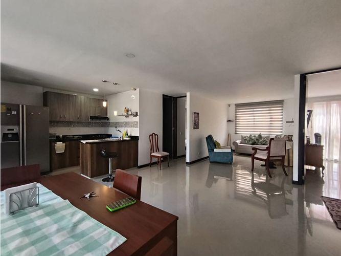 Apartamento de 2 alcobas en venta en Rosales, Medellín, 73 m² · foto 4 de 21