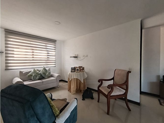 Apartamento de 2 alcobas en venta en Rosales, Medellín, 73 m² · foto 5 de 21