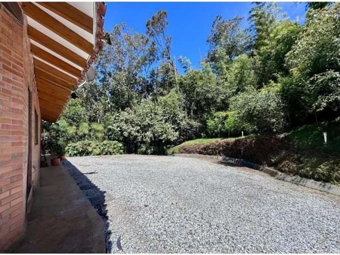Casa de 5 alcobas en venta en Vallano, El Retiro, 359 m² · foto 19 de 20