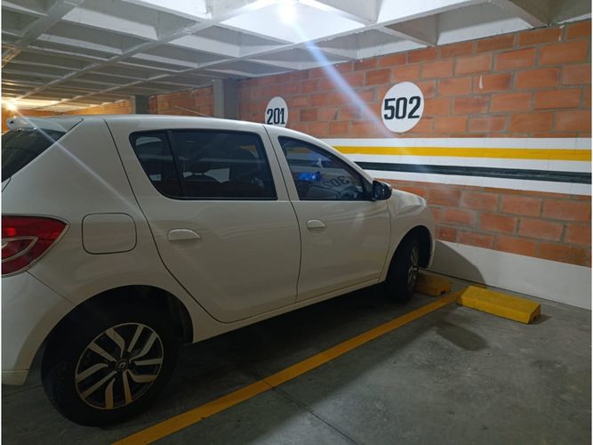 Apartamento de 2 alcobas en venta en Rosales, Medellín, 73 m² · foto 19 de 21