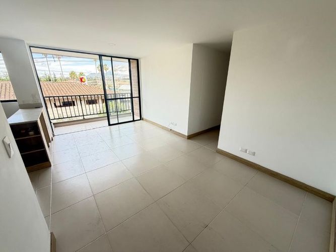 Apartamento de 2 alcobas en venta en La Ceja, 63 m² · foto 3 de 17