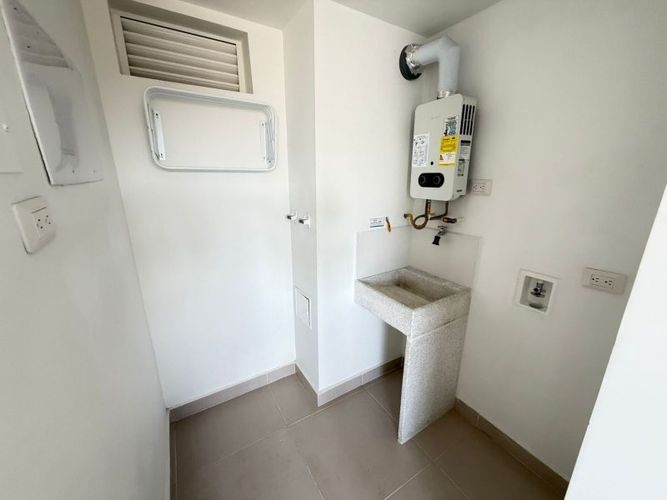 Apartamento de 2 alcobas en venta en La Ceja, 63 m² · foto 14 de 17