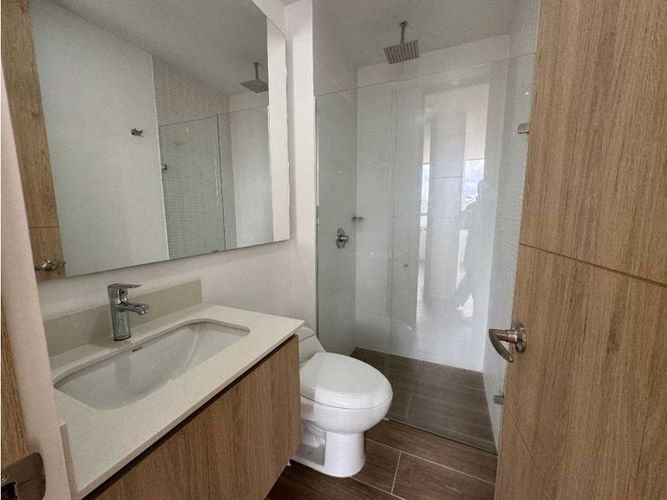 Apartamento de 2 alcobas en venta en Centro, Rionegro, 65 m² · foto 8 de 12