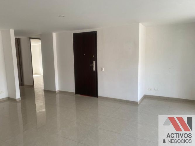 Apartamento de 3 alcobas en venta en La Castellana, Medellín, 217 m² · foto 11 de 24