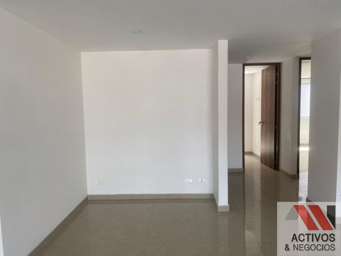 Apartamento de 3 alcobas en venta en La Castellana, Medellín, 217 m² · foto 13 de 24
