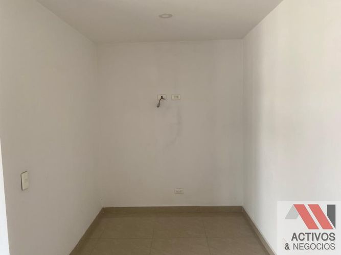 Apartamento de 3 alcobas en venta en La Castellana, Medellín, 217 m² · foto 14 de 24