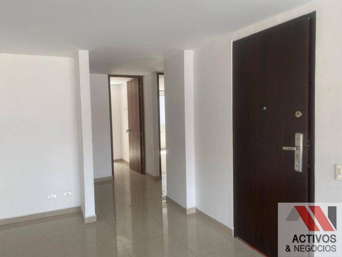 Apartamento de 3 alcobas en venta en La Castellana, Medellín, 217 m² · foto 15 de 24