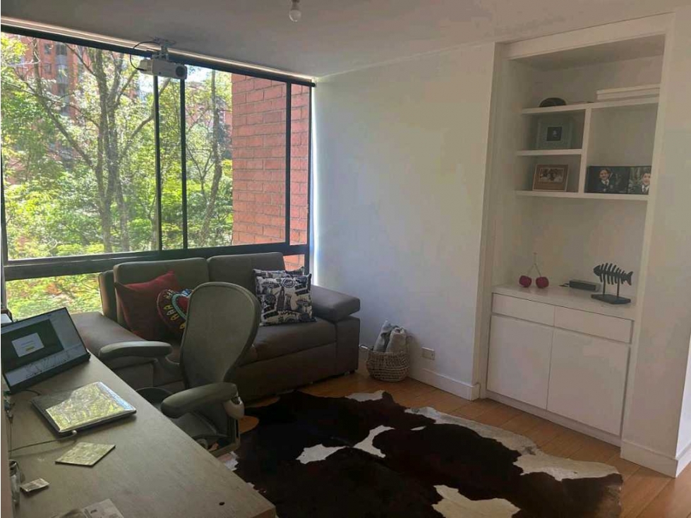 Apartamento en venta en El Poblado, Medellín · foto 7 de 12
