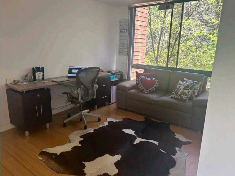 Apartamento en venta en El Poblado, Medellín · foto 8 de 12