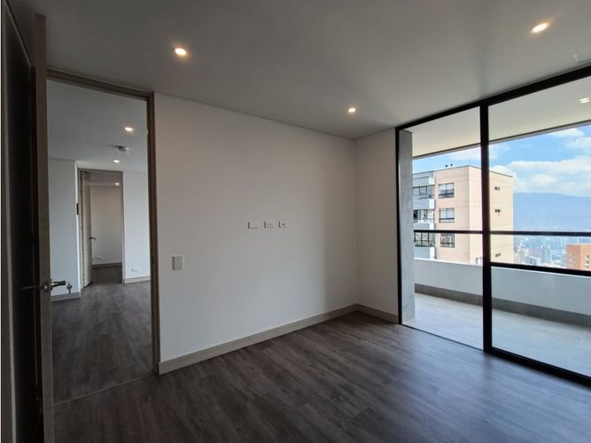 Apartamento de 2 alcobas en venta en Los Balsos, Medellín, 88 m² · foto 11 de 19