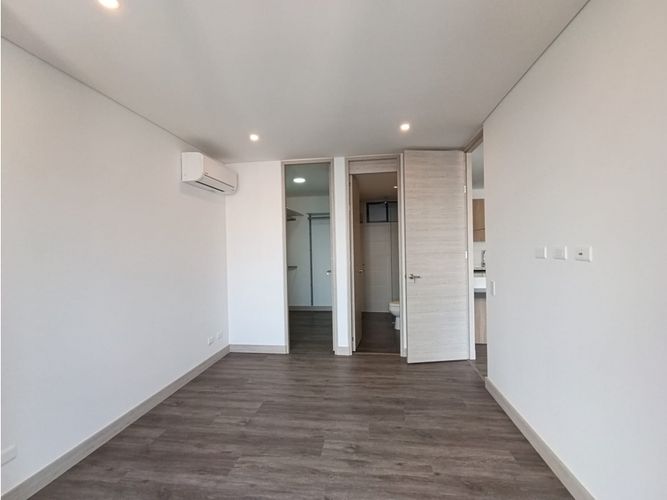 Apartamento de 2 alcobas en venta en Los Balsos, Medellín, 88 m² · foto 13 de 19