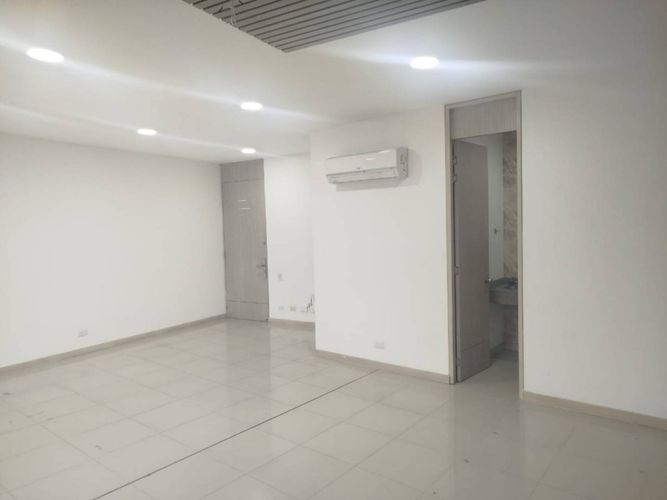 Oficina en venta en Castropol, Medellín, 58 m² · foto 5 de 10