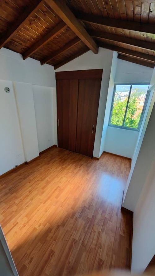 Apartamento de 3 alcobas en arriendo en Belén, Medellín, 70 m² · foto 13 de 20