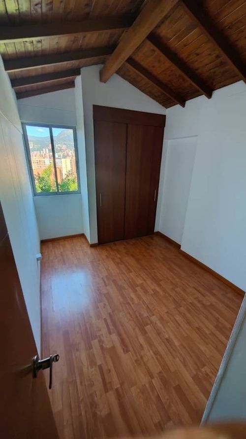 Apartamento de 3 alcobas en arriendo en Belén, Medellín, 70 m² · foto 17 de 20
