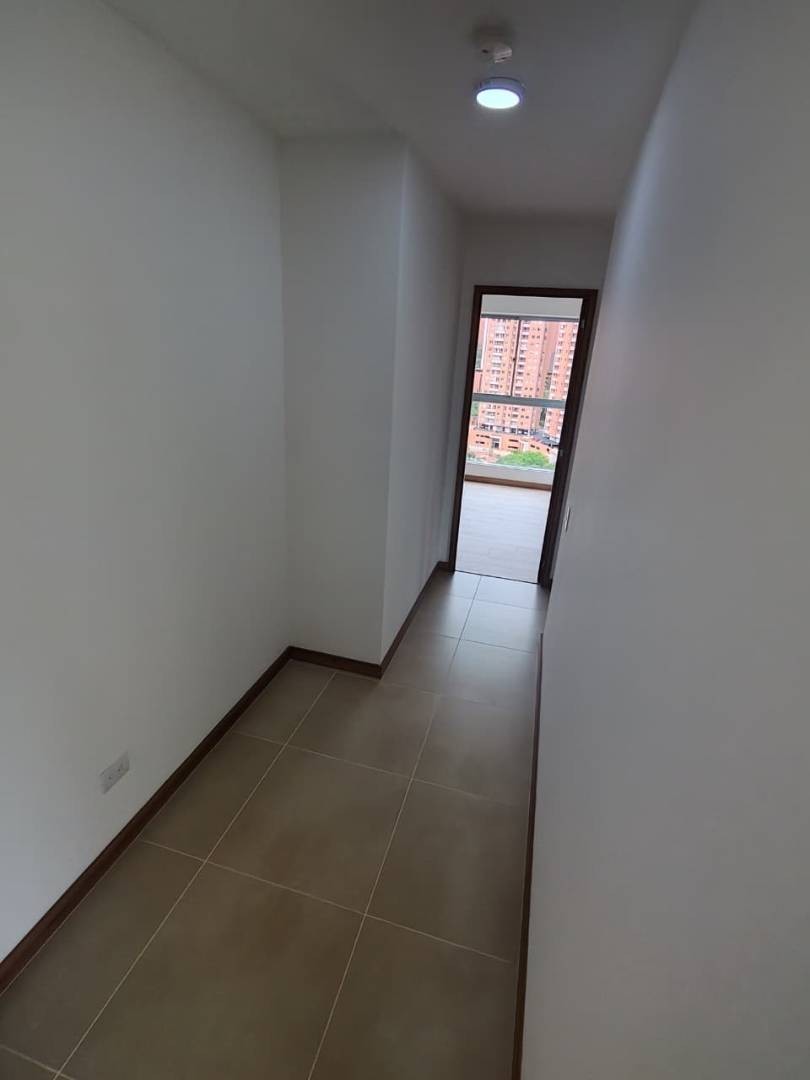Apartamento en arriendo en Las Lomitas, Sabaneta · foto 6 de 16