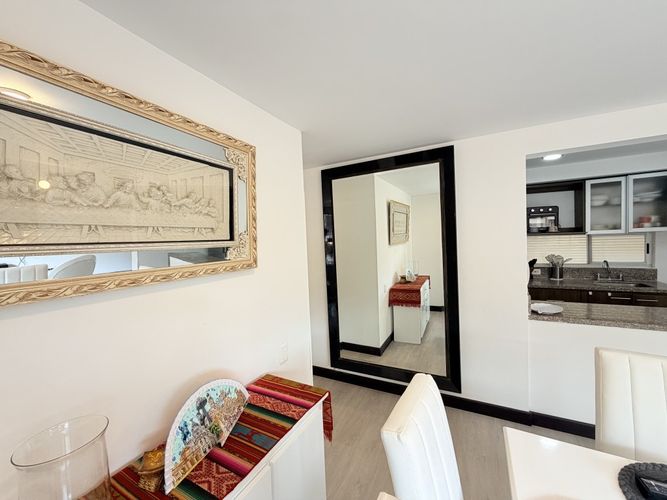 Apartamento de 3 alcobas en venta en Zuria, Madrid, 84 m² · foto 8 de 16