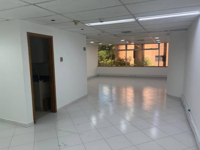 Oficina en arriendo en La Florida, Medellín, 65 m² · foto 7 de 19