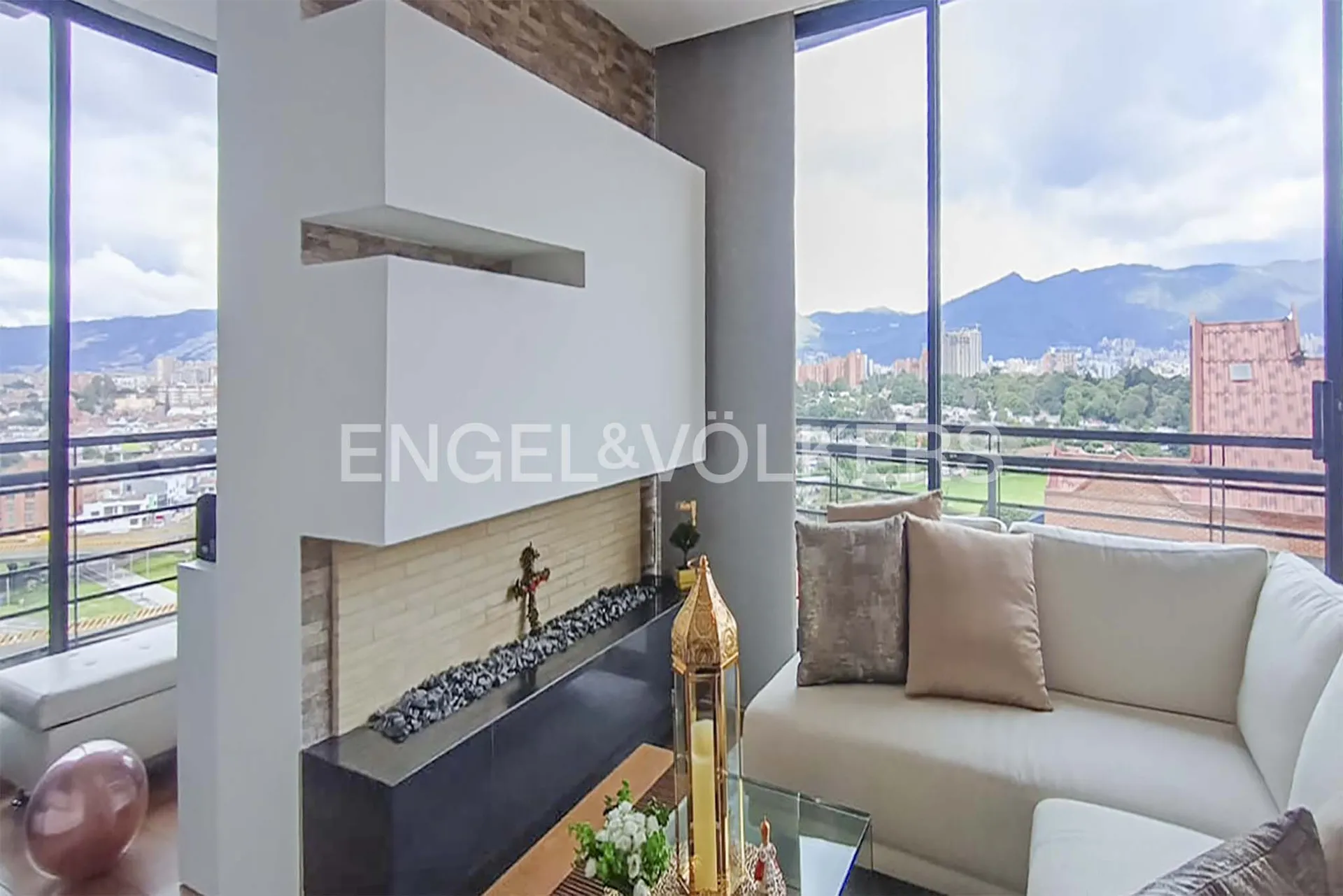 Apartamento en venta en Niza, Bogotá · foto 4 de 15