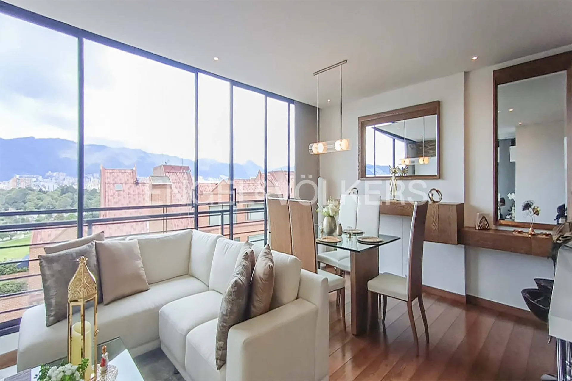 Apartamento en venta en Niza, Bogotá · foto 2 de 15