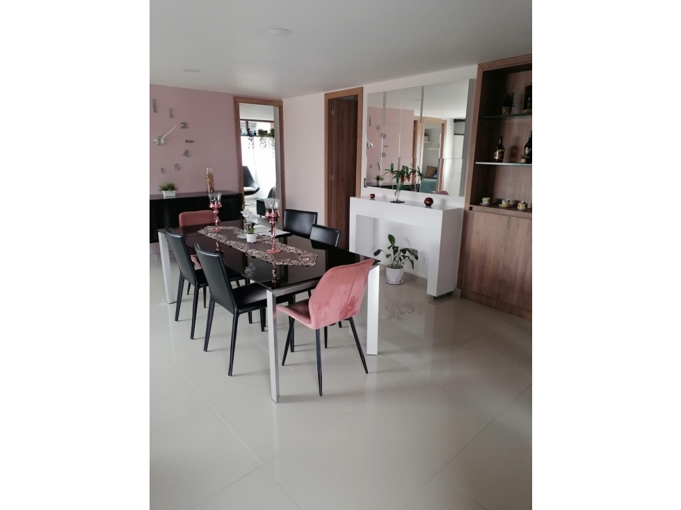 Apartamento en venta en Laureles, Medellín · foto 12 de 19