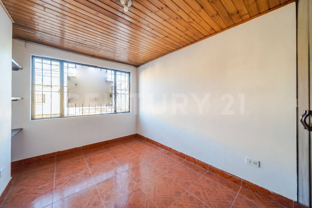 Casa en venta en Engativá, Bogotá · foto 8 de 15