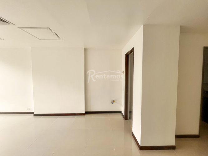 Oficina en arriendo en El Tesoro, Medellín, 34 m² · foto 14 de 20
