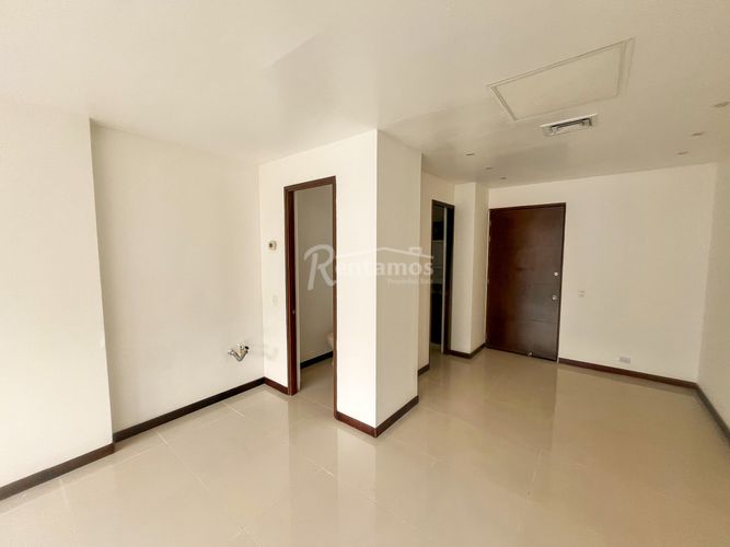 Oficina en arriendo en El Tesoro, Medellín, 34 m² · foto 15 de 20