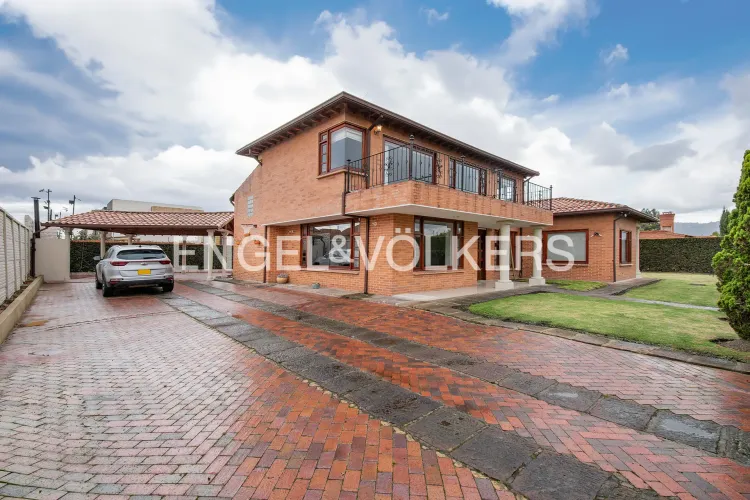 Casa de 4 alcobas en venta en La Estrella, Chía, 390 m² · foto 15 de 16