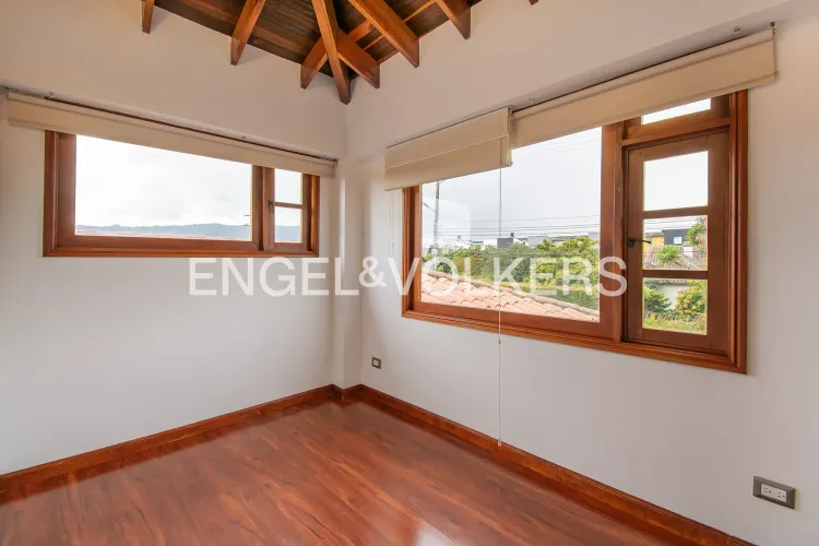 Casa de 4 alcobas en venta en La Estrella, Chía, 390 m² · foto 13 de 16