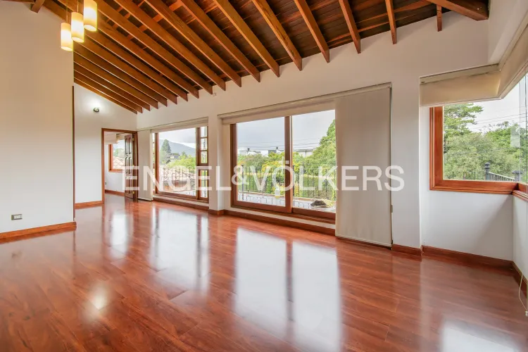 Casa de 4 alcobas en venta en La Estrella, Chía, 390 m² · foto 11 de 16