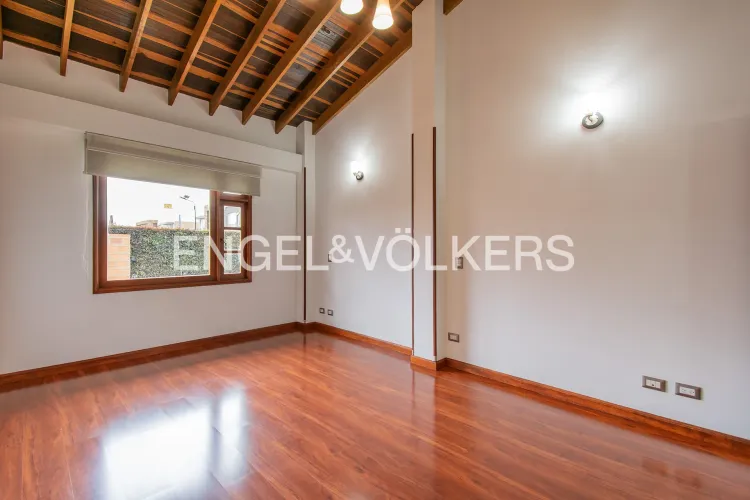 Casa de 4 alcobas en venta en La Estrella, Chía, 390 m² · foto 8 de 16