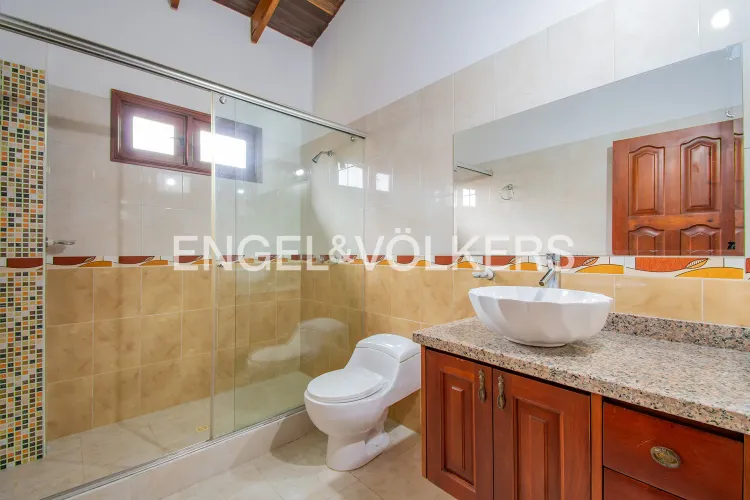 Casa de 4 alcobas en venta en La Estrella, Chía, 390 m² · foto 7 de 16
