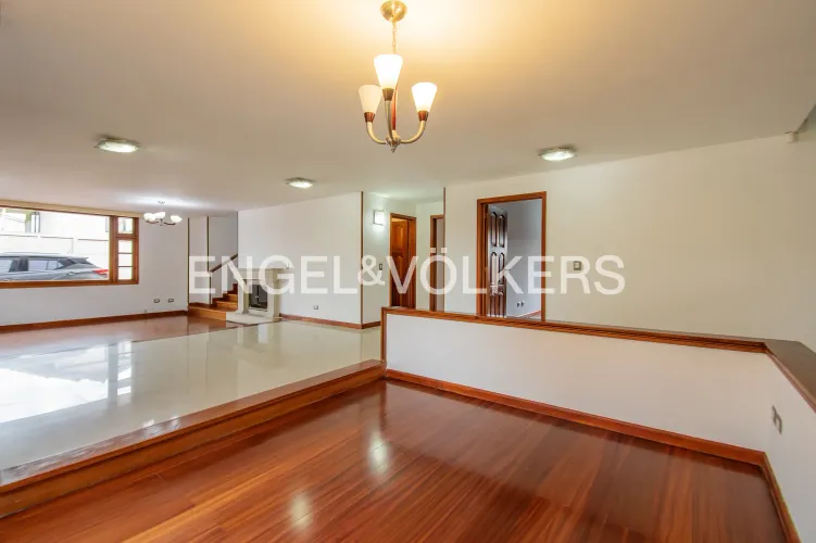Casa de 4 alcobas en venta en La Estrella, Chía, 390 m² · foto 4 de 16