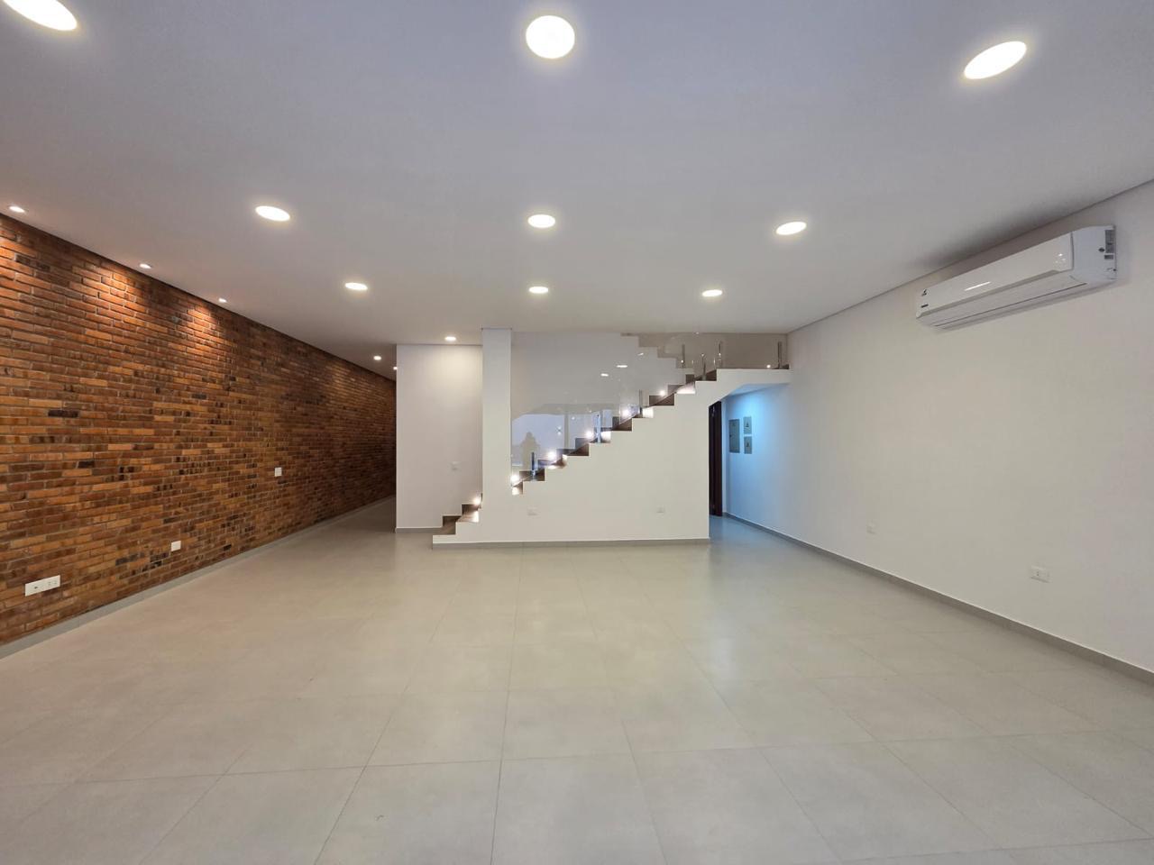 Alquilo Duplex a estrenar con piscina en Bo. Villa Adela, Luque. — foto 3