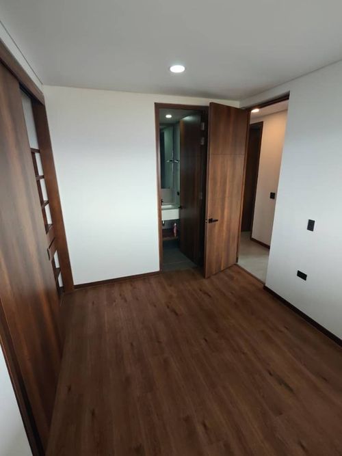 Apartamento de 2 alcobas en arriendo en El Poblado, Medellín, 80 m² · foto 15 de 15