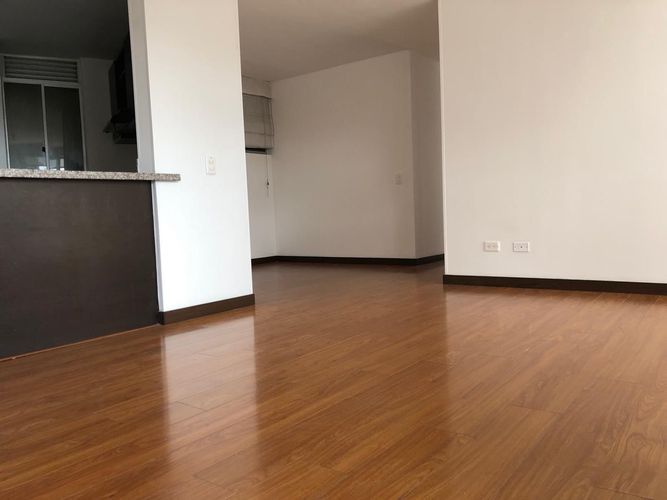Apartamento en venta en Santa Teresa, Bogotá · foto 4 de 17